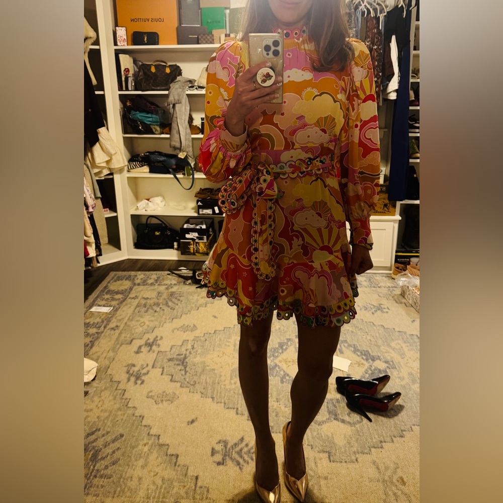 CeliaB Vibrant Multicolor Mini Dress XS VGUC zips up back and flirty hem